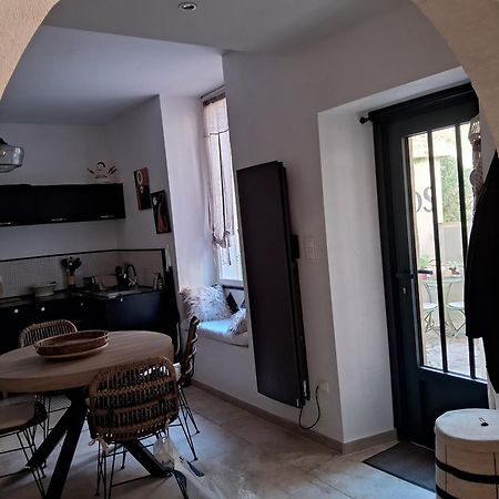 Le Clos Du Rouet Тараскон Екстериор снимка