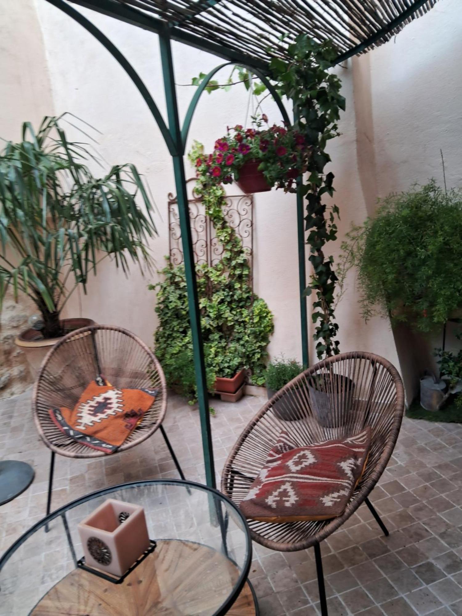 Le Clos Du Rouet Тараскон Екстериор снимка